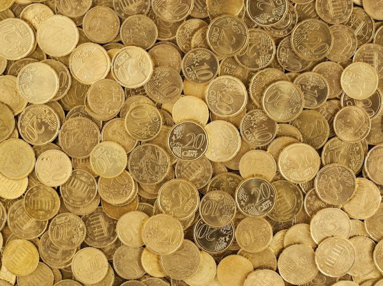 Cât de sigure sunt investițiile în aur, crypto sau depozite bancare